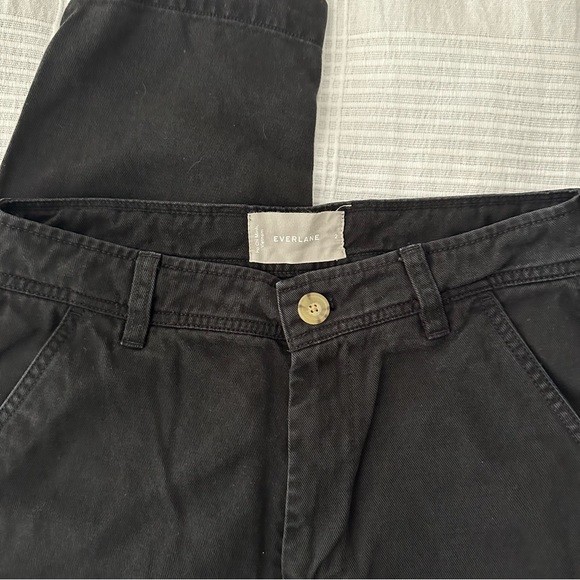Everlane Tencel Relaxed Chino Pants in Black - Picture 4 of 6
